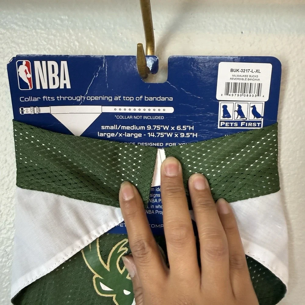 Milwaukee Bucks NBA Basketball Pet Collar Dog Bandana Reversible L/XL NWT